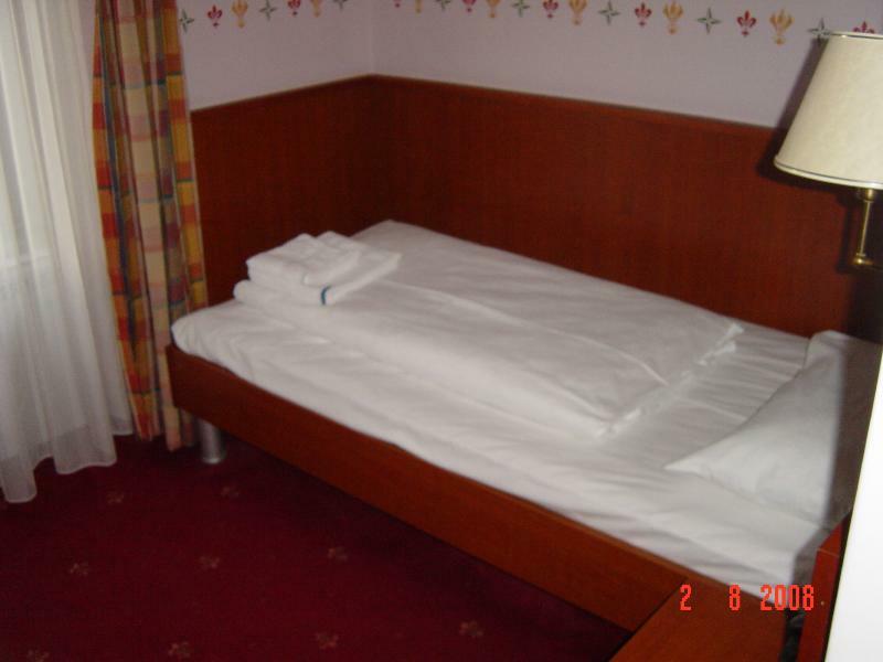Hotel Risnjak Delnice Exterior photo